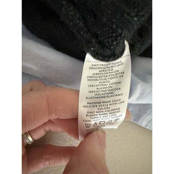 Ann Taylor Business Casual Gray Cable Knit Sweater Blue Button-up Layered Look S - Picture 6 of 6